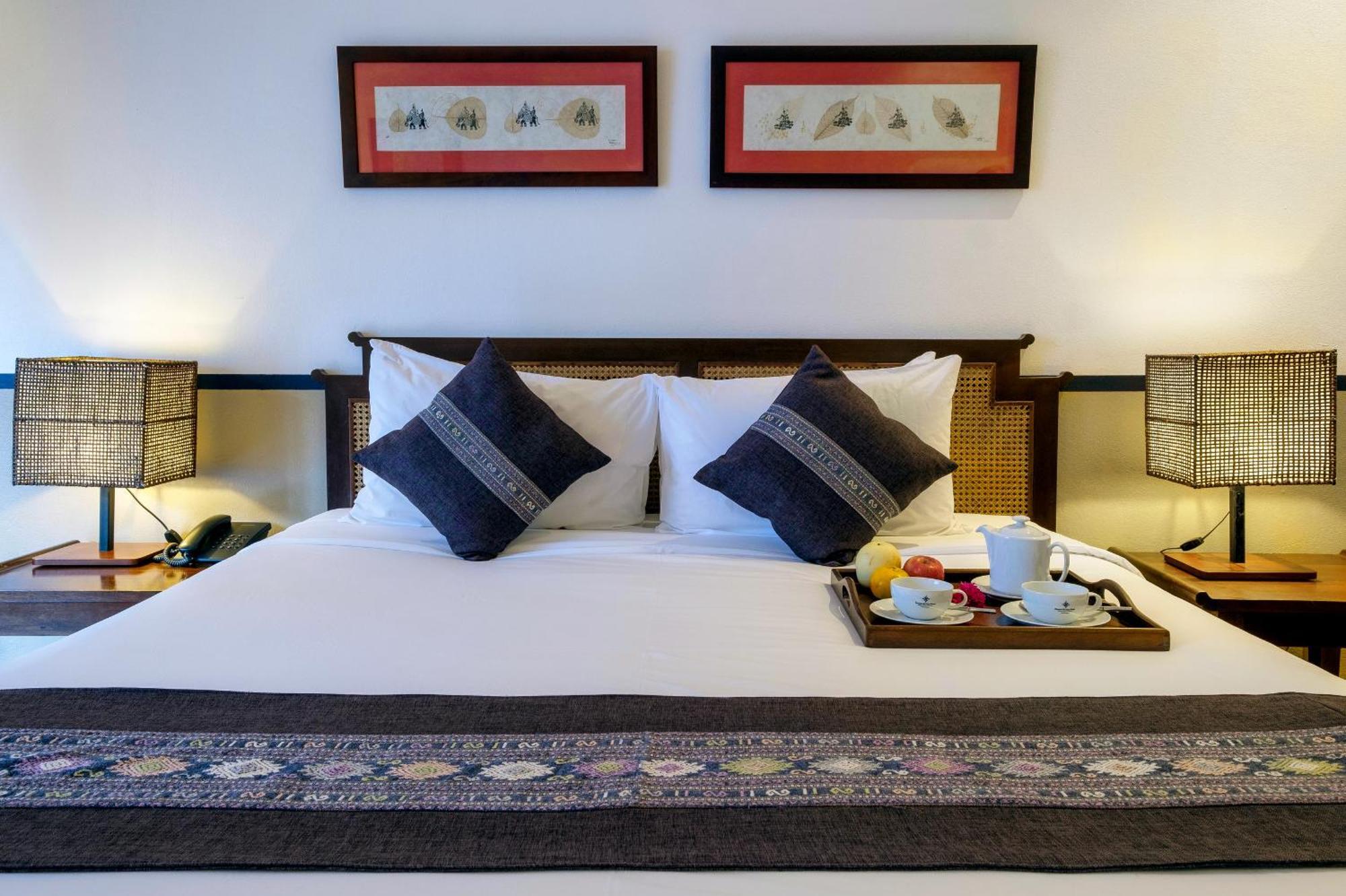 Riverside Boutique Resort, Vang Vieng Bilik gambar