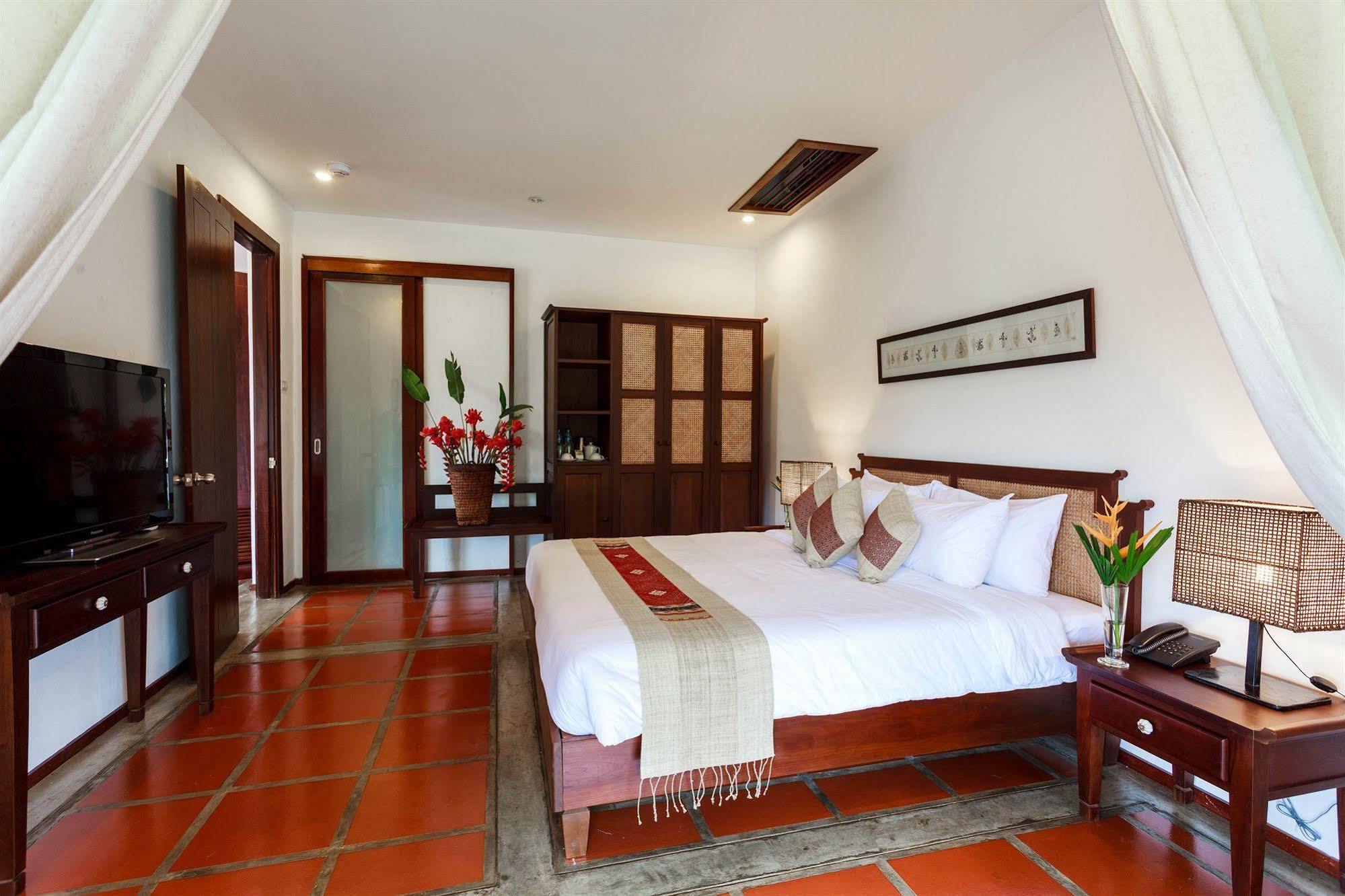 Riverside Boutique Resort, Vang Vieng Luaran gambar